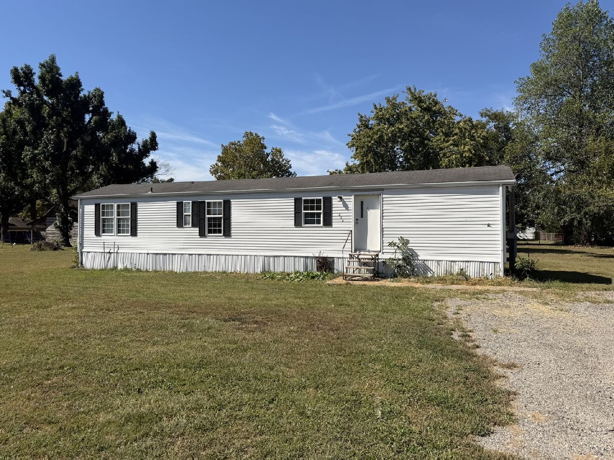  For Sale Duquoin Illinois, 313 Leonard Street