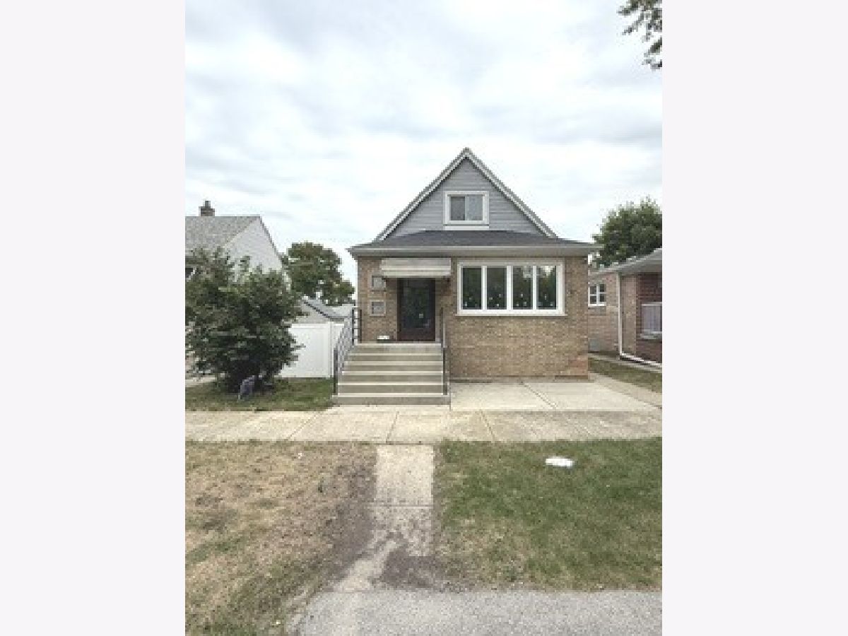  For Sale Chicago Illinois, 9959 Escanaba Avenue
