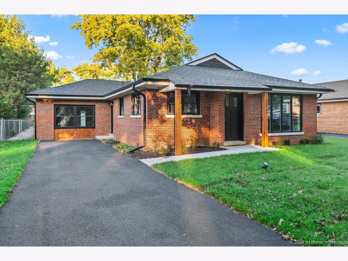  For Sale Oak Lawn Illinois, 10812 Keeler Avenue