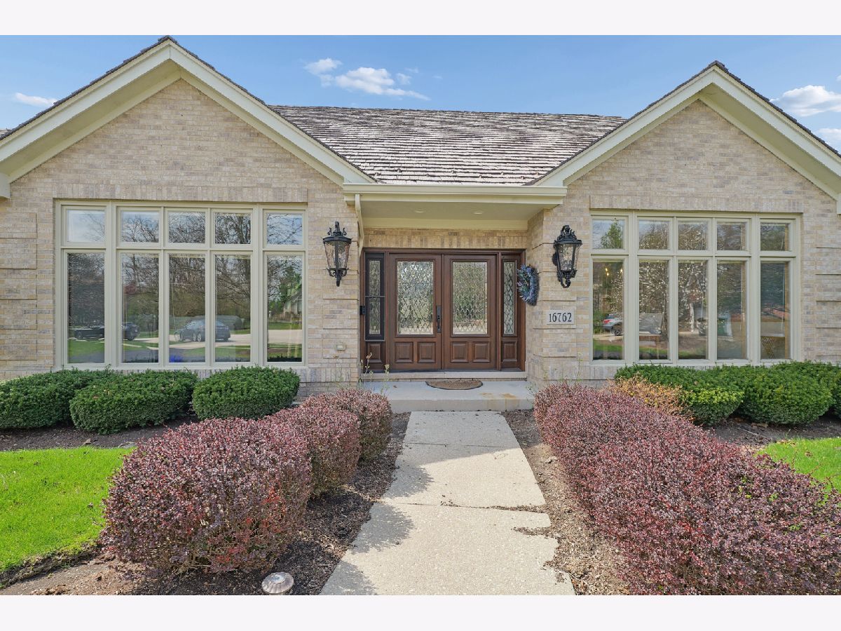 Homes For Sale Wedgewood Highlands Homer Glen Illinois, 16762 Deer Path Drive