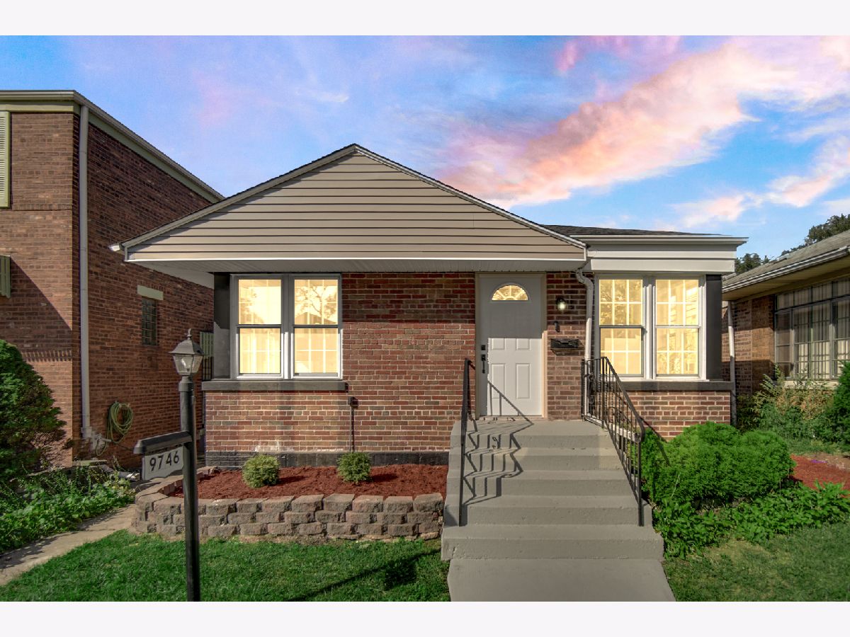  For Sale Chicago Illinois, 9746 Dobson Avenue