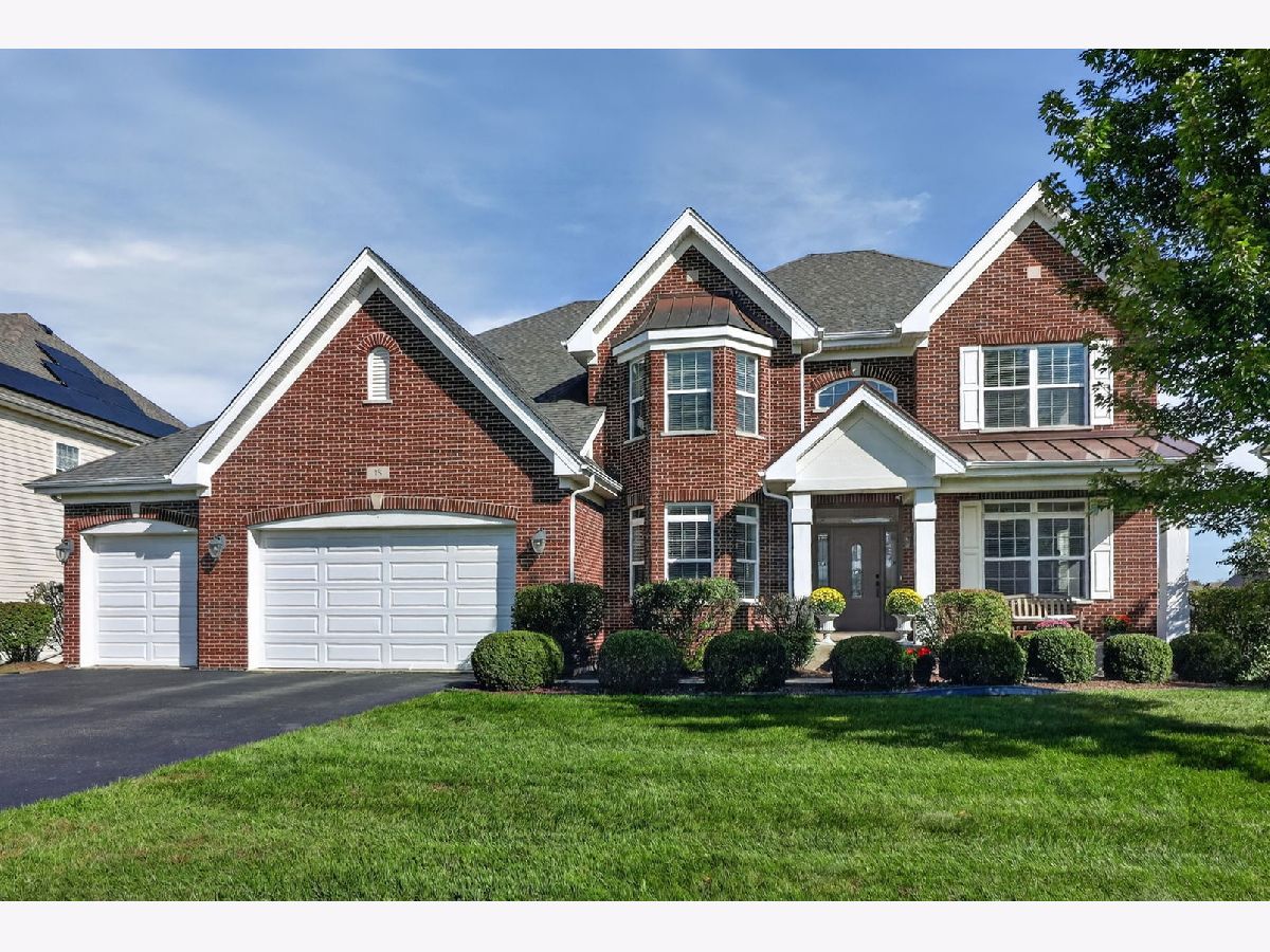  For Sale Hawthorn Woods Illinois, 18 Acacia Drive