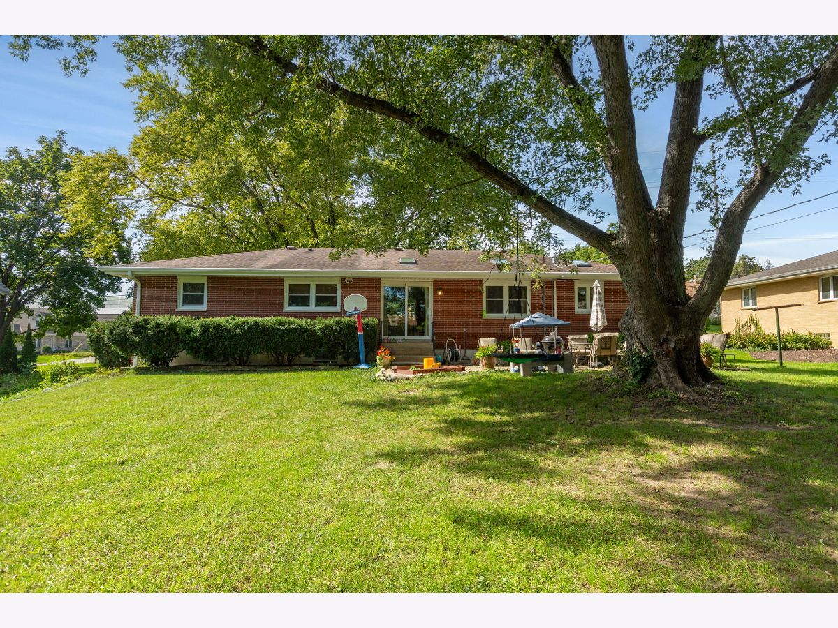  For Sale Johnsburg Illinois, 3720 Spring Grove Road