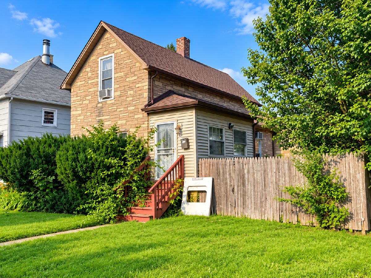  For Sale Zion Illinois, 2903 Gabriel Avenue
