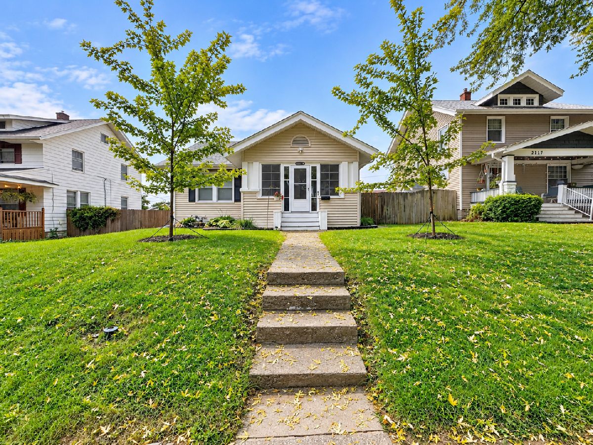  For Sale Davenport Iowa, 2121 Highland Avenue