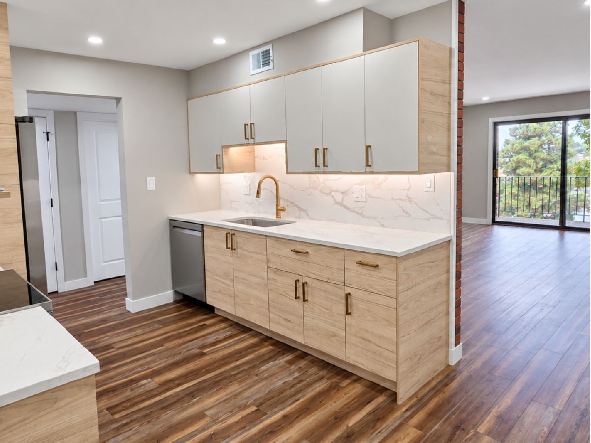  Rented Mount Prospect Illinois, 601 Huntington Commons