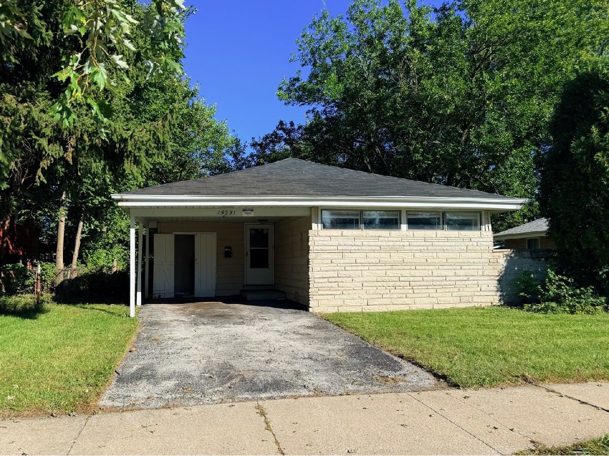  For Sale Dolton Illinois, 15231 Hastings Drive