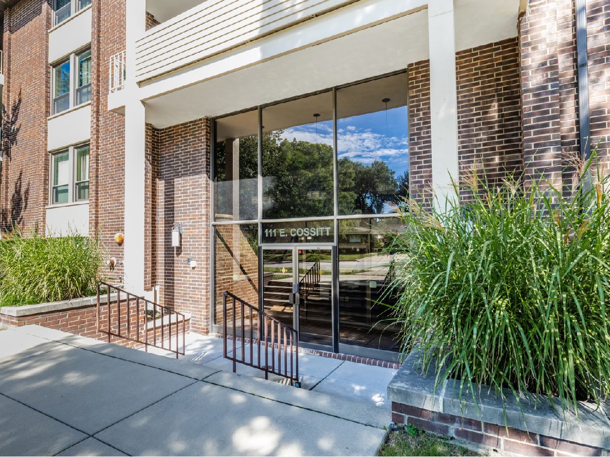 For Sale La Grange Illinois, 111 Cossitt Avenue