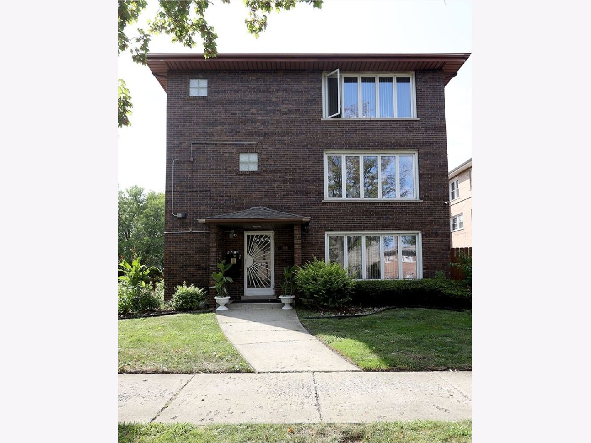  Rented Calumet City Illinois, 100 Yates