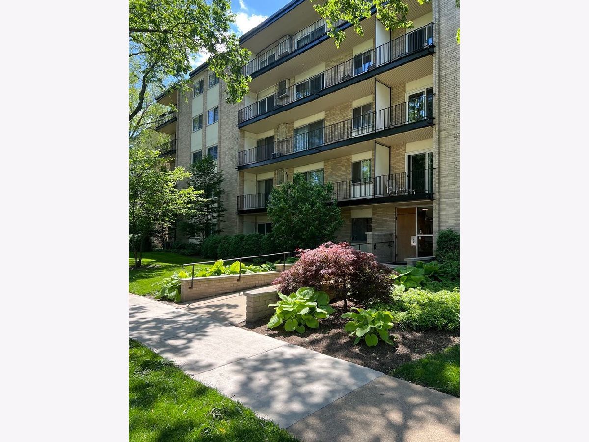  For Rent Evanston Illinois, 828 Oakton