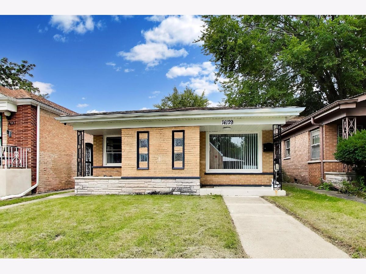  For Sale Riverdale Illinois, 14129 La Salle Street