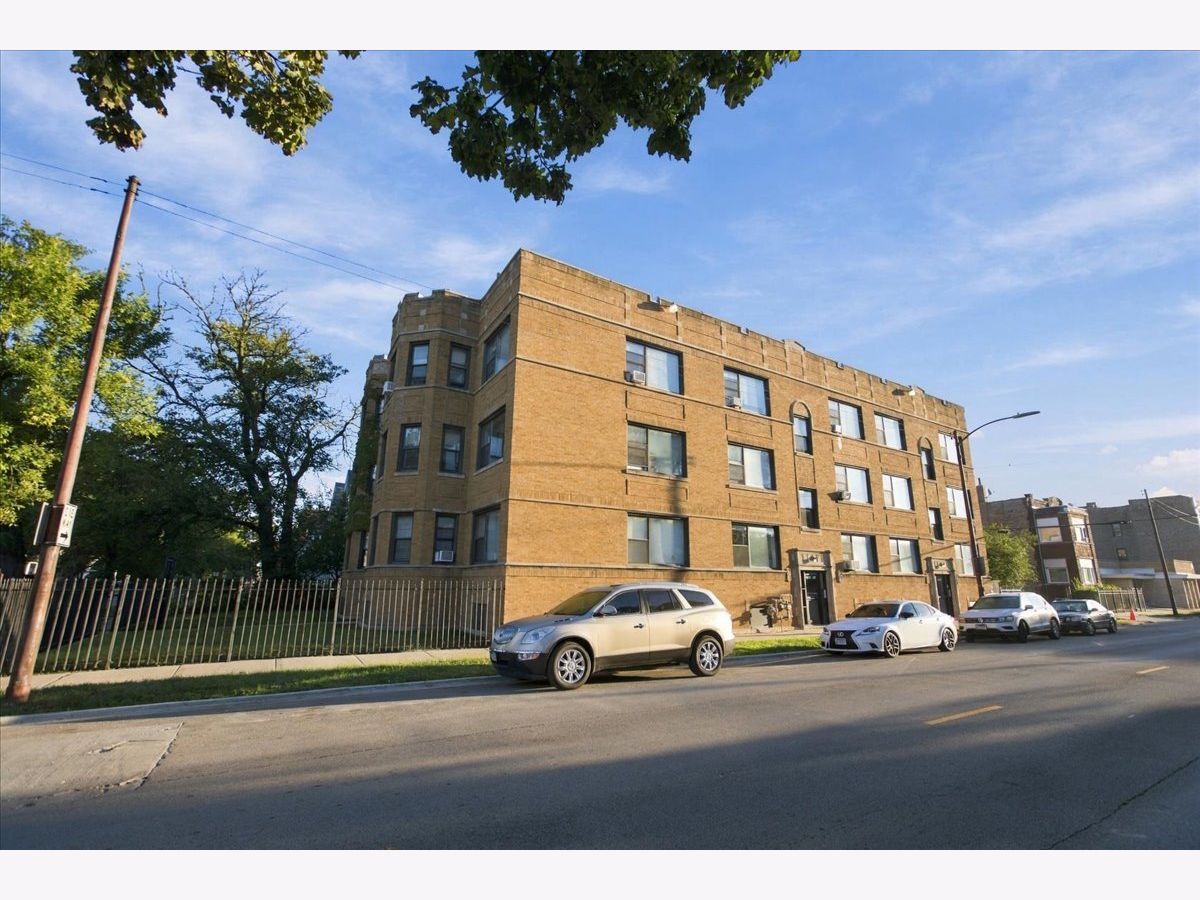 Homes & Condominiums For Rent Jackson Park Highlands Chicago Illinois, 1940 73rd