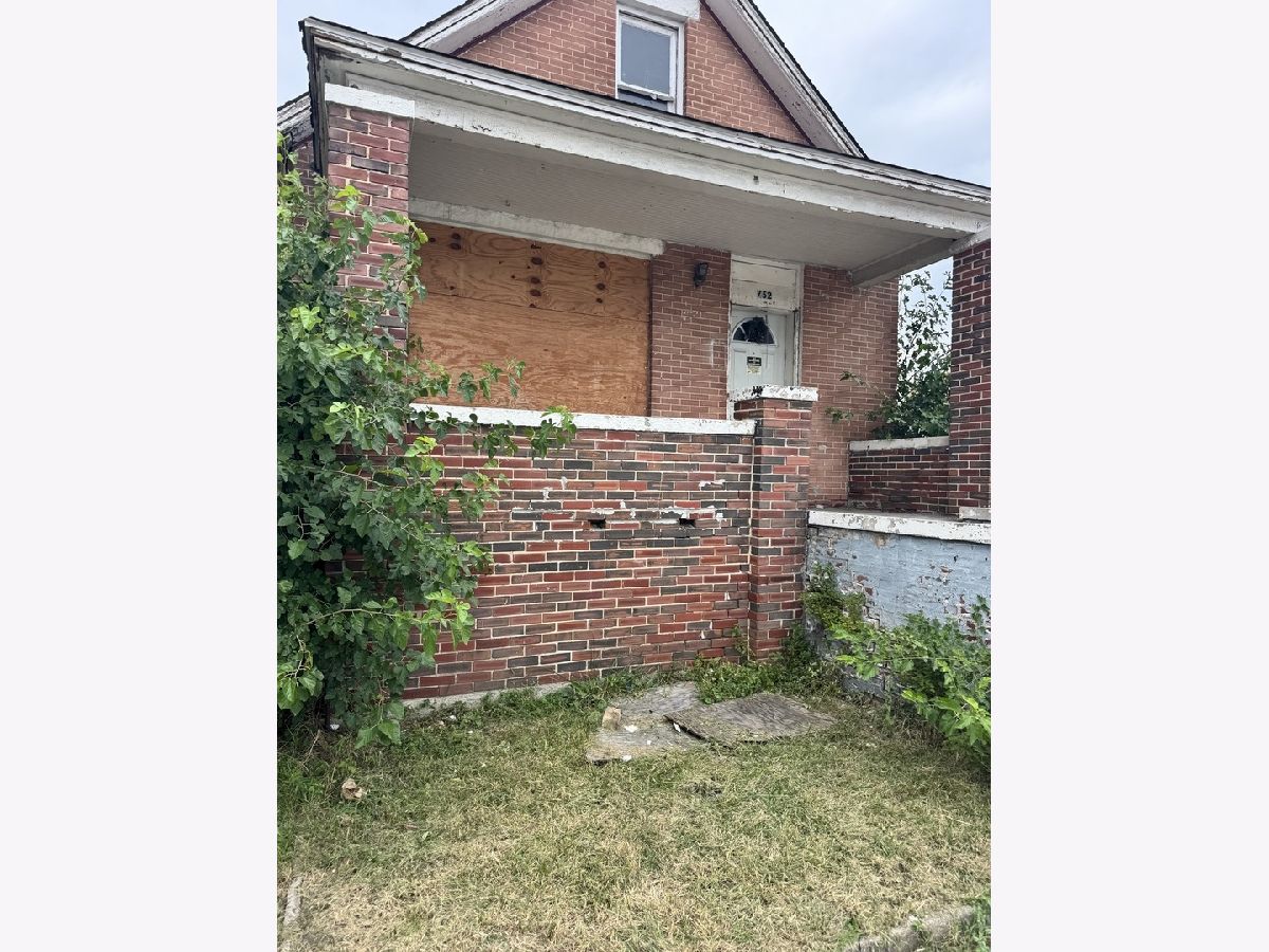  For Sale Calumet City Illinois, 752 State Line Road