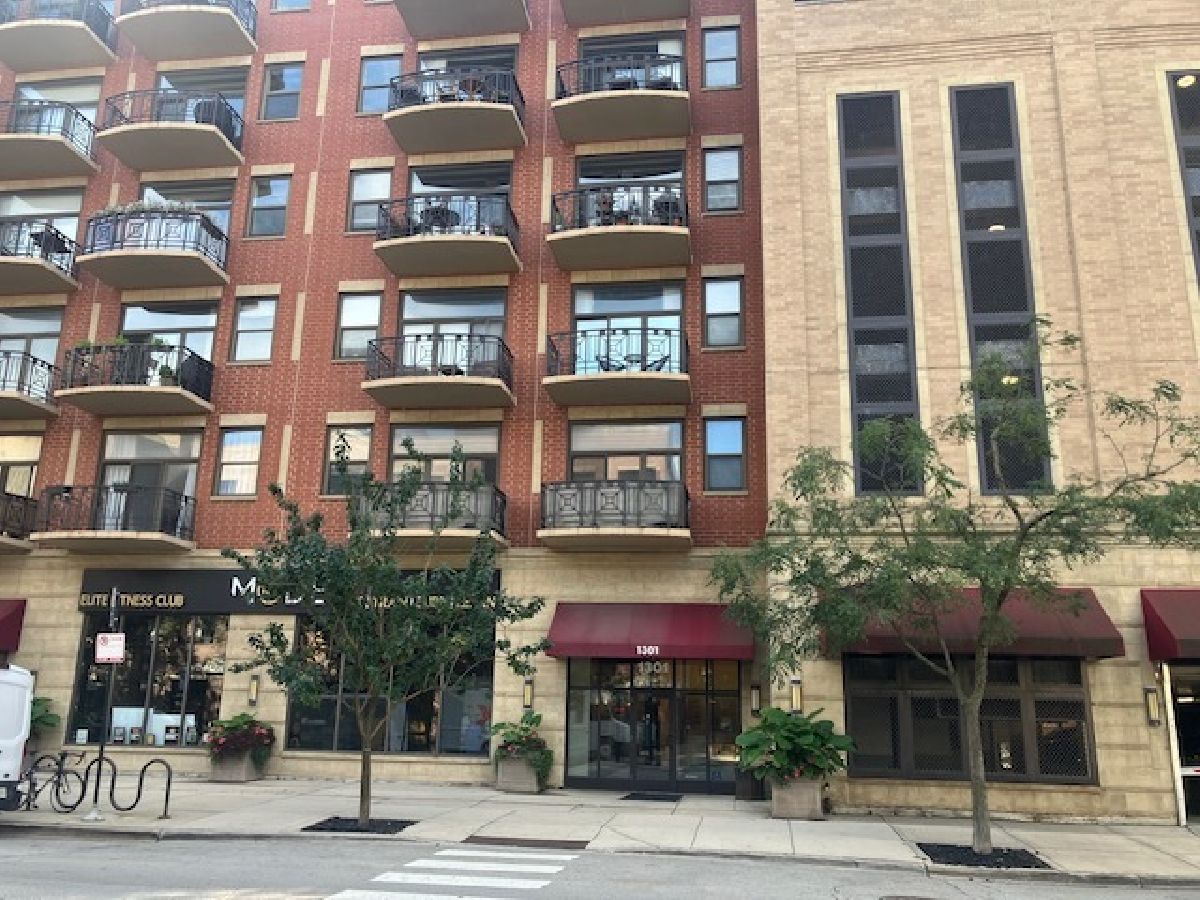 Condominiums For Rent Block Y Chicago Illinois, 1301 Madison