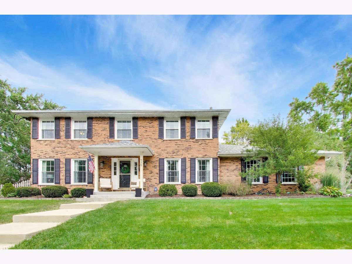 Homes For Sale Hunters Woods Naperville Illinois, 925 Hidden Lake Road