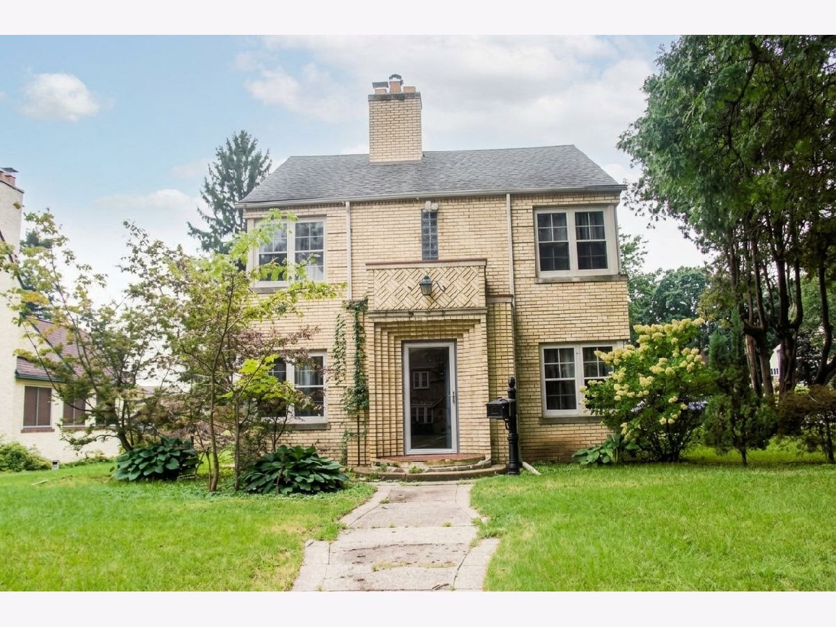  For Sale Freeport Illinois, 1351 Lincoln Boulevard
