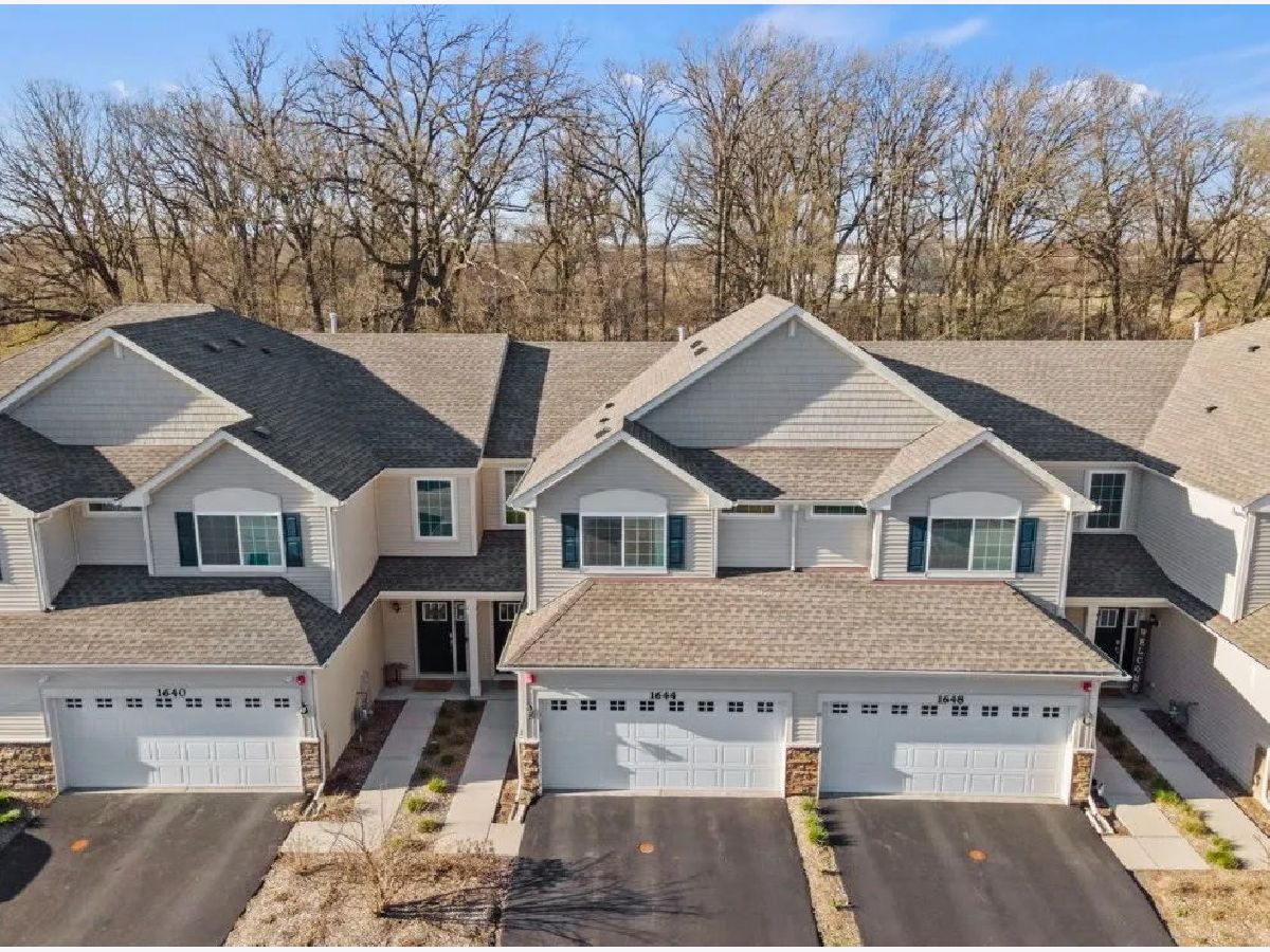  For Rent Batavia Illinois, 1644 Carlstedt
