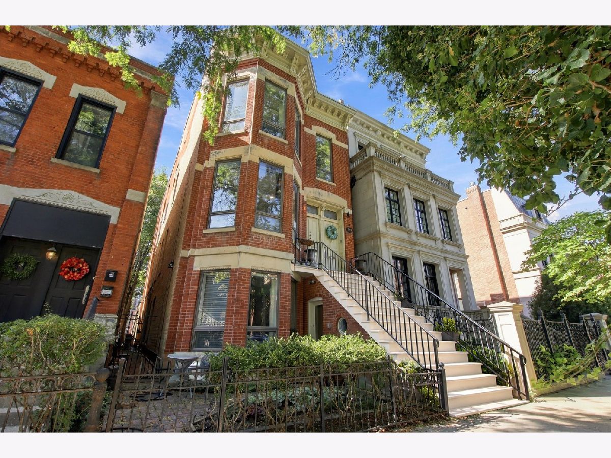  Rented Chicago Illinois, 2020 Fremont
