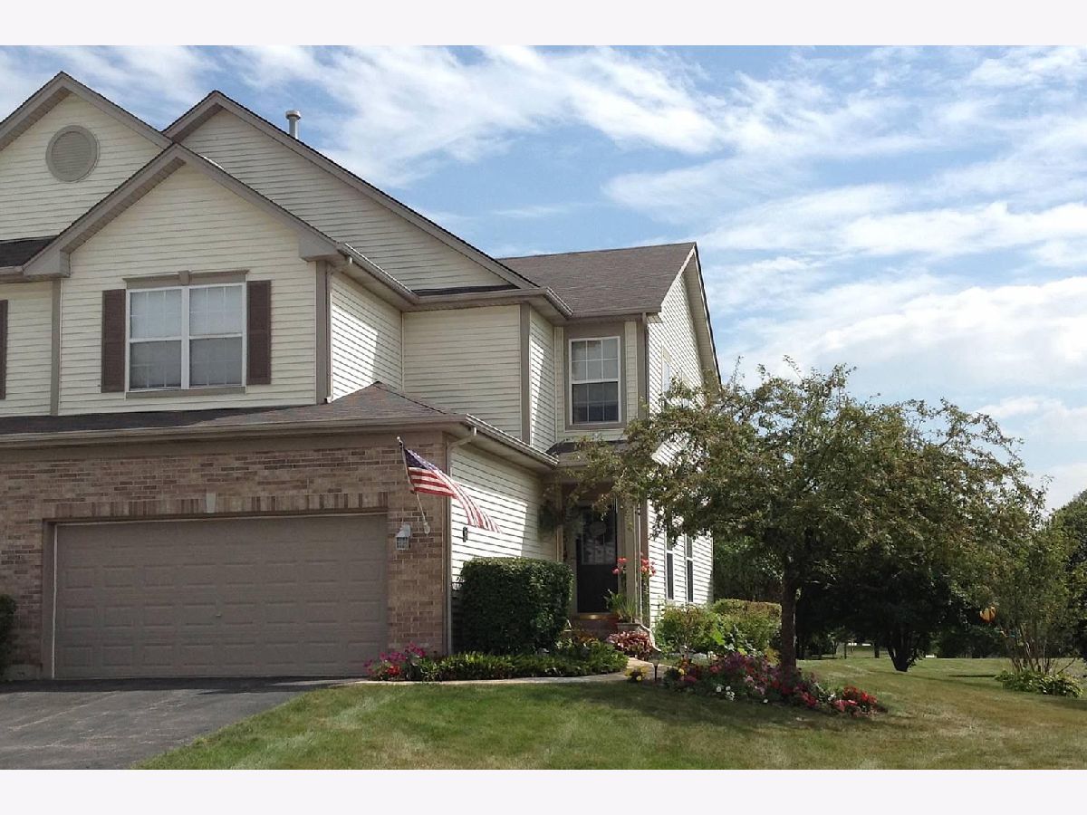 Townhomes & Condos For Sale Fieldstone Elgin Illinois, 1514 Keystone Court