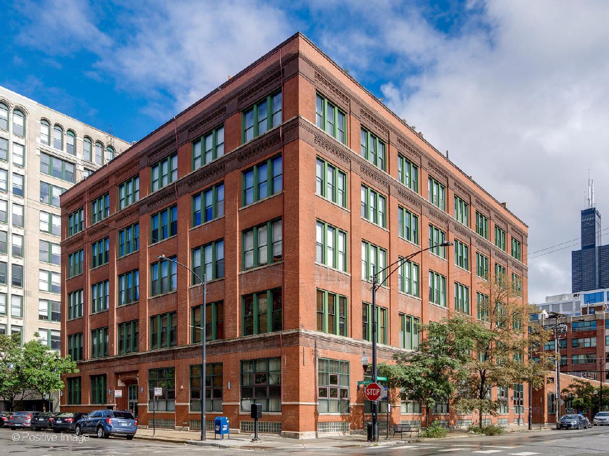  Rented Chicago Illinois, 331 Peoria