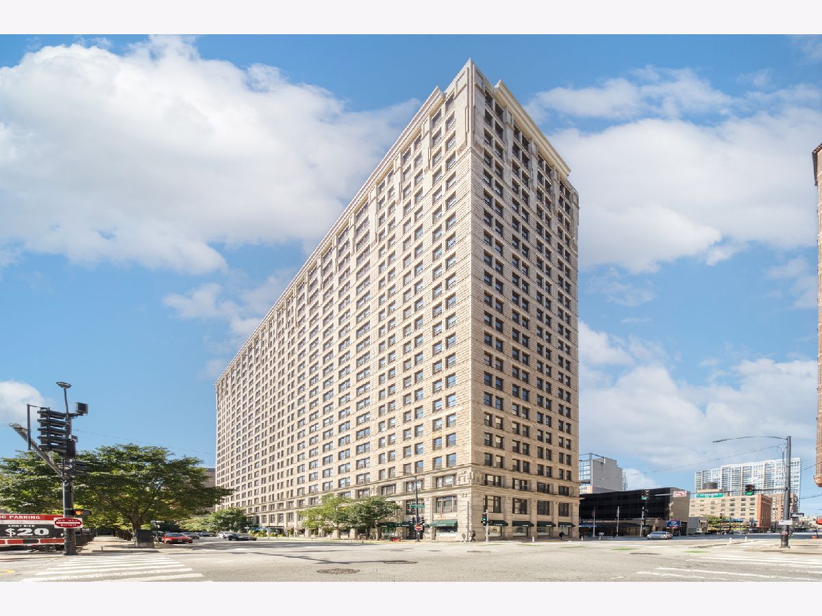  For Sale Chicago Illinois, 600 Dearborn Street