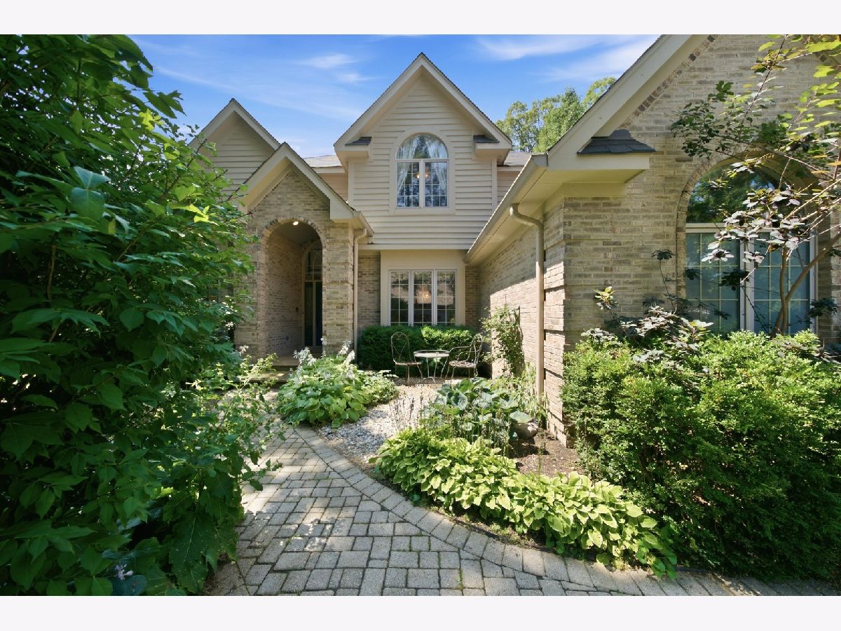  For Sale Lindenhurst Illinois, 2523 Forest Court