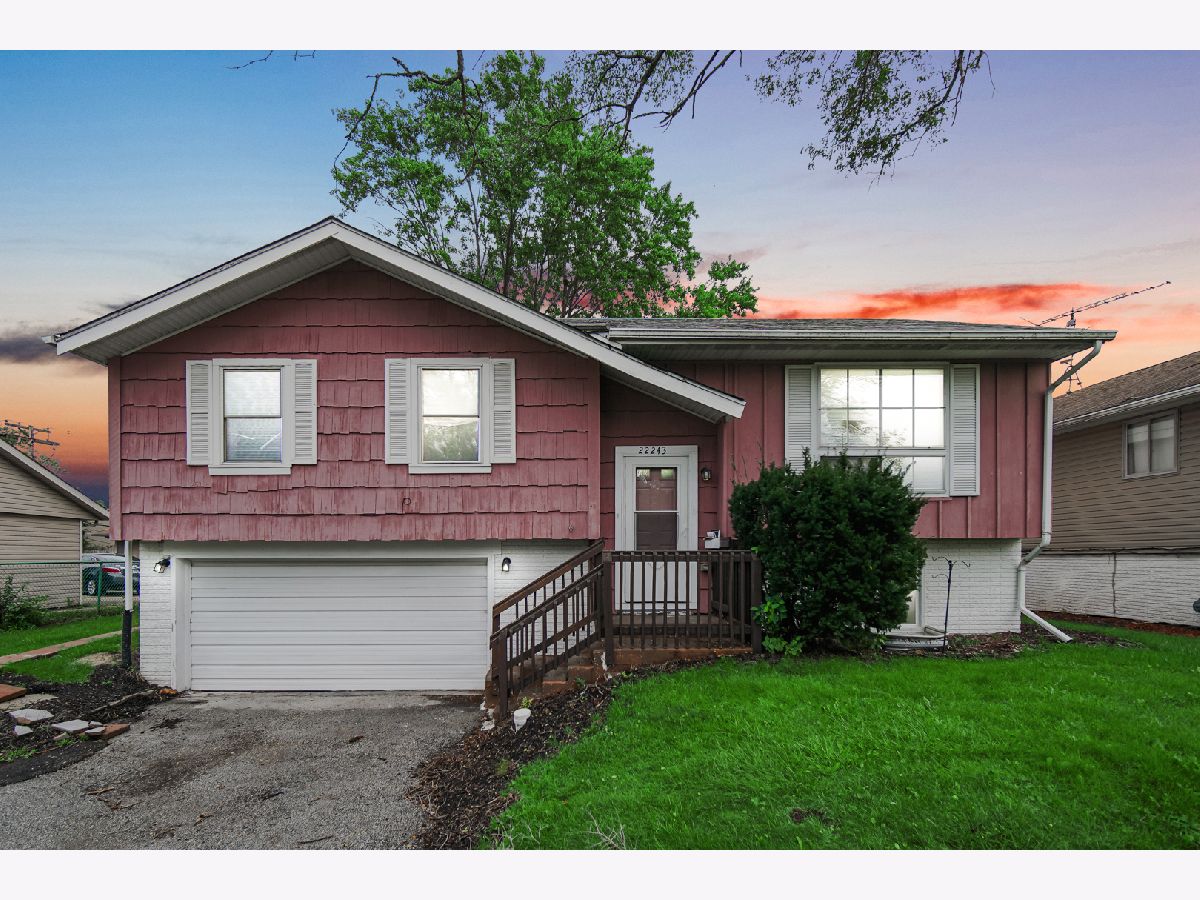  For Sale Richton Park Illinois, 22243 Karlov Avenue