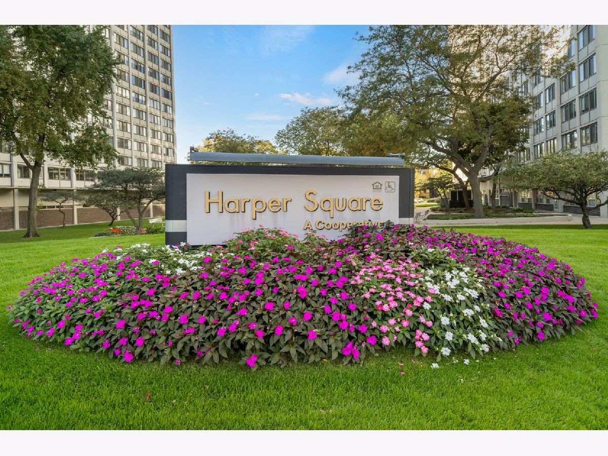 For Sale Chicago Illinois, 4800 Lake Park Avenue