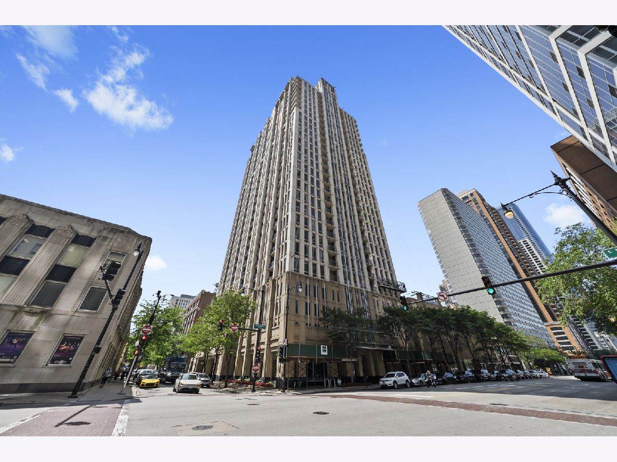  For Sale Chicago Illinois, 1250 Michigan Avenue