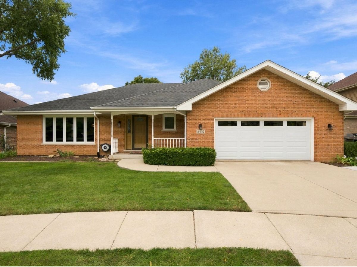  For Sale Orland Park Illinois, 16432 Pear Avenue