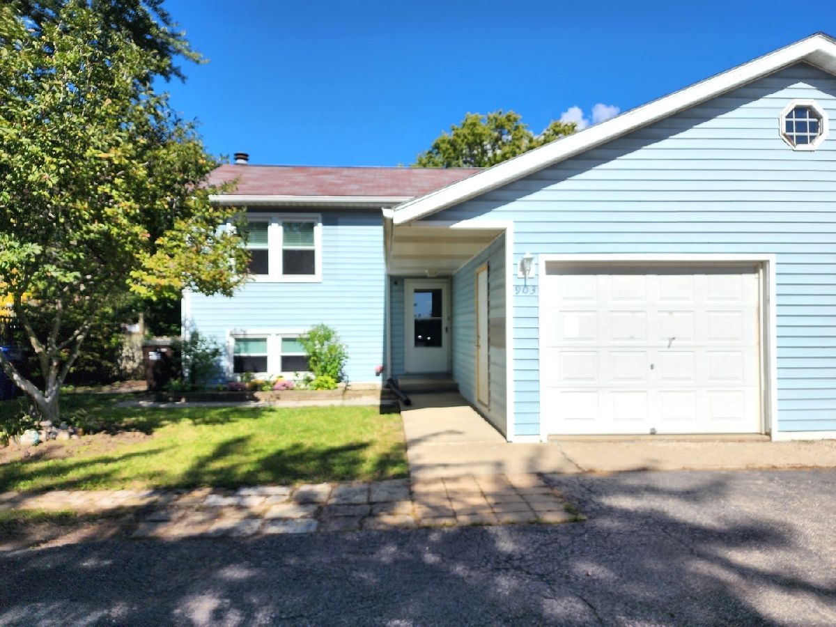  For Sale Wauconda Illinois, 903 Liberty Street