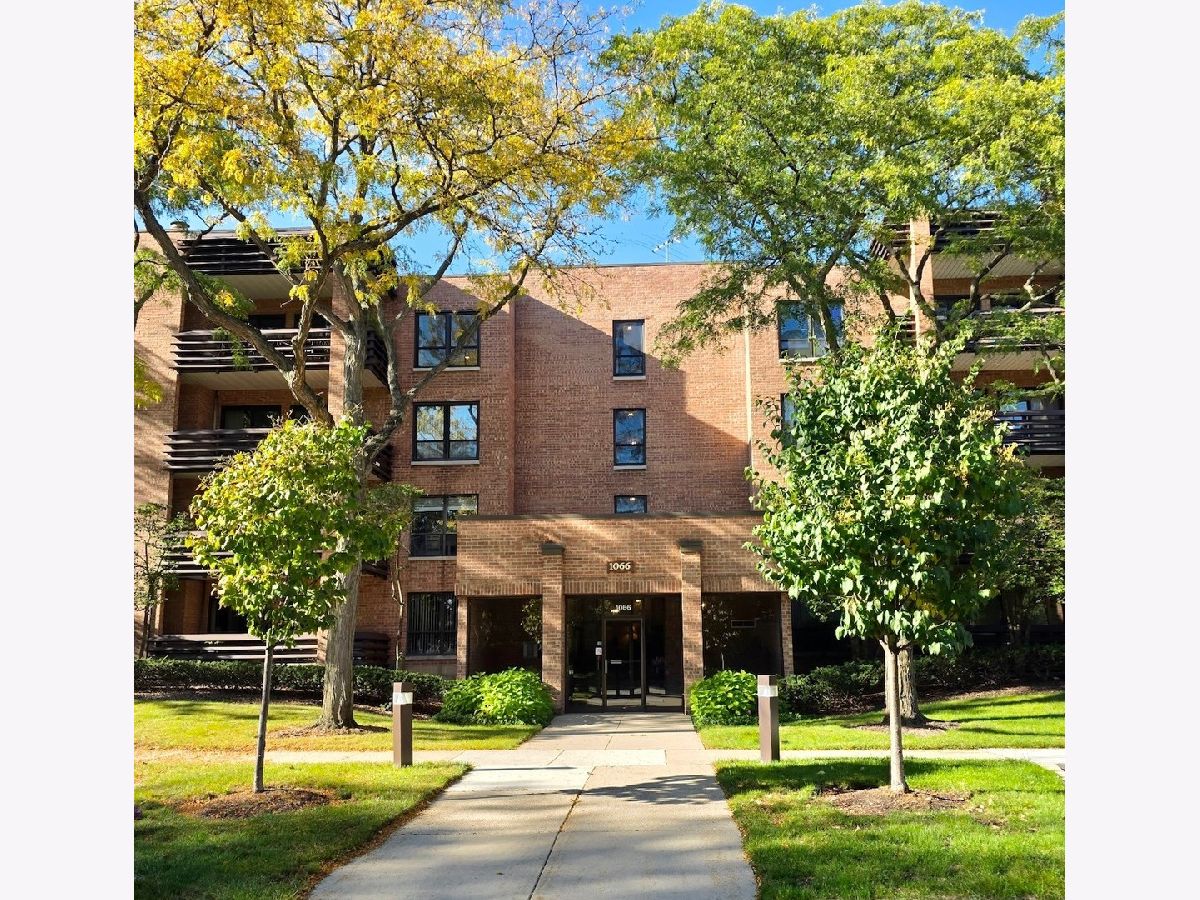  For Sale Northbrook Illinois, 1066 Shermer Road