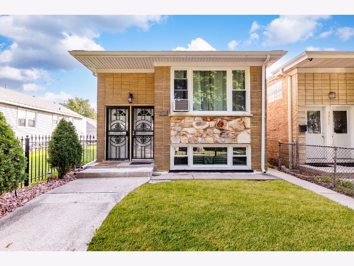  For Sale Cicero Illinois, 3715 52nd Court