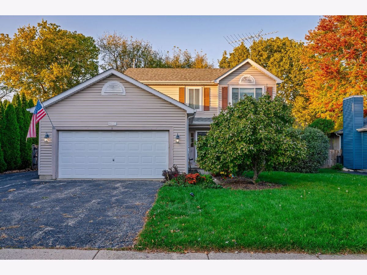 For Sale Fox Lake Illinois, 8314 Evergreen Court