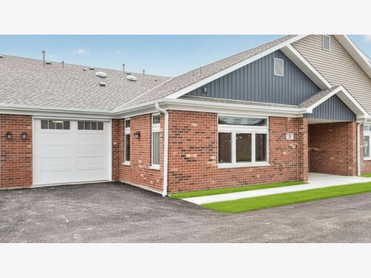  For Sale Sycamore Illinois, 60 Kloe Lane