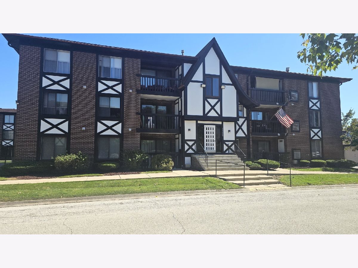  For Rent Crestwood Illinois, 13615 Lamon