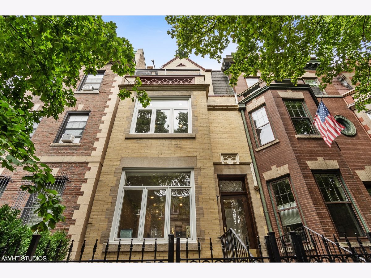 Rented Chicago Illinois, 608 Arlington