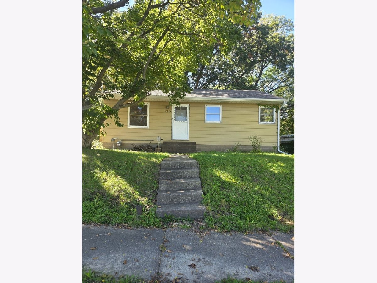  For Sale Davenport Iowa, 2324 Sturdevant Street