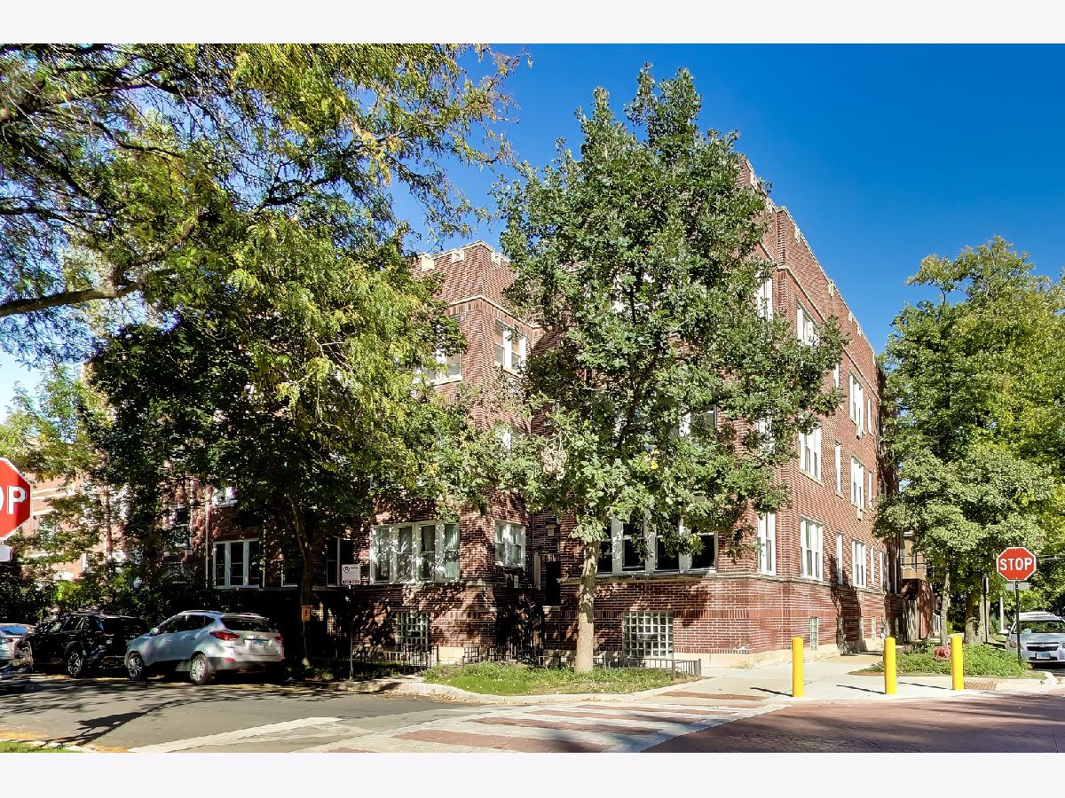  For Sale Chicago Illinois, 5853 Glenwood Avenue