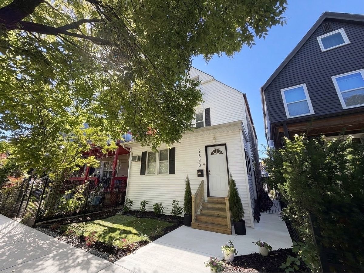  For Sale Chicago Illinois, 2838 Richmond Street
