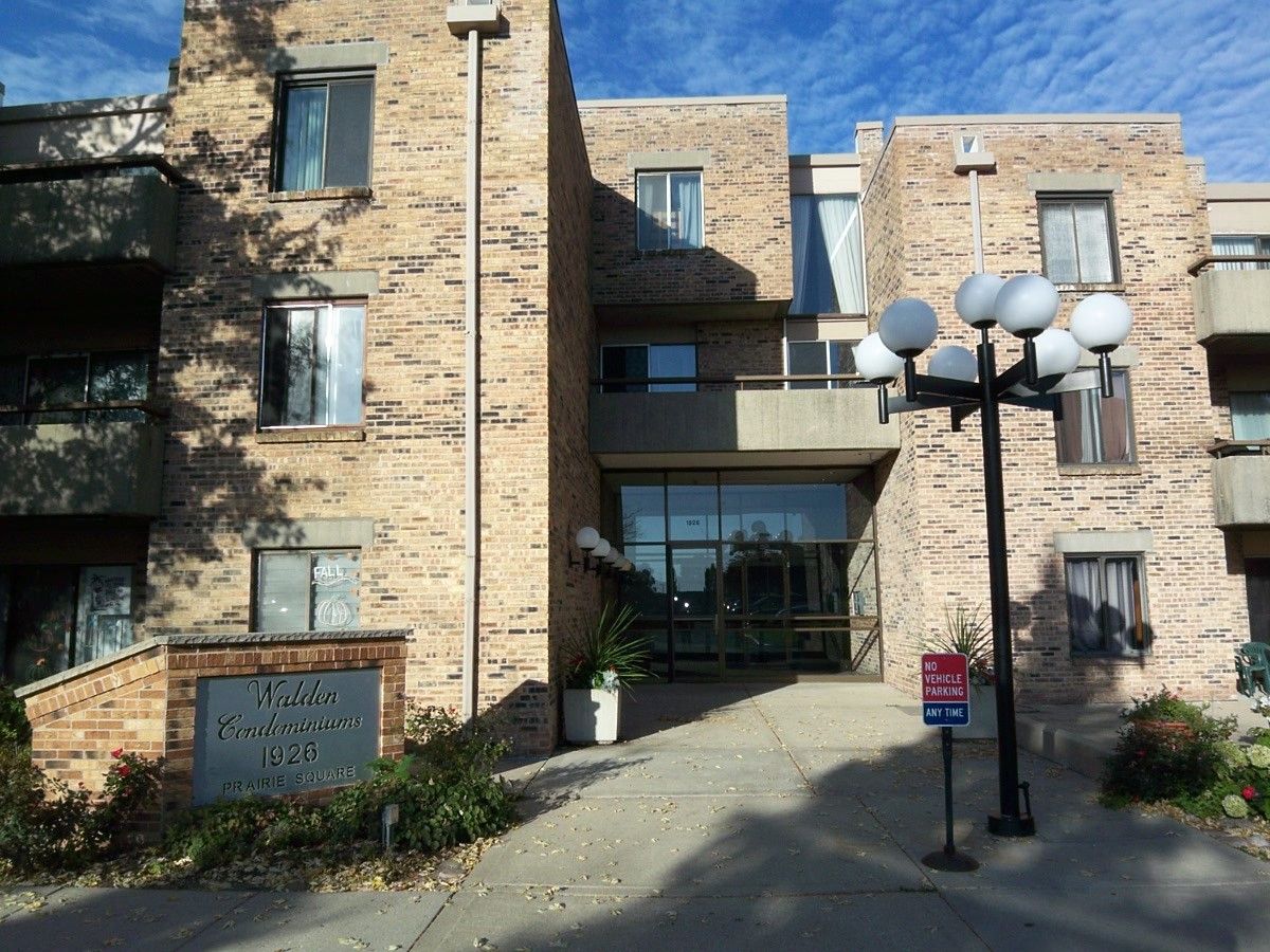  For Sale Schaumburg Illinois, 1926 Prairie Square