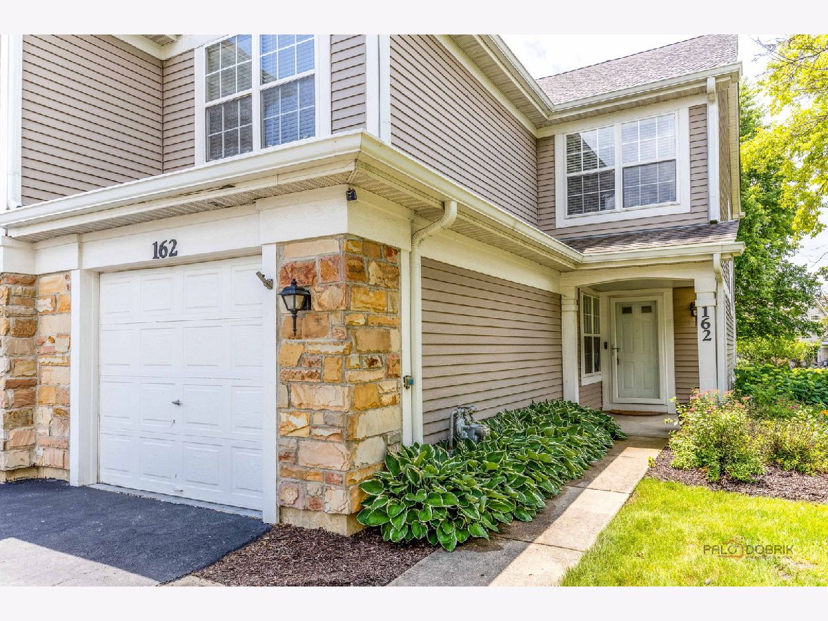  Sold Carol Stream Illinois, 162 Fairfield