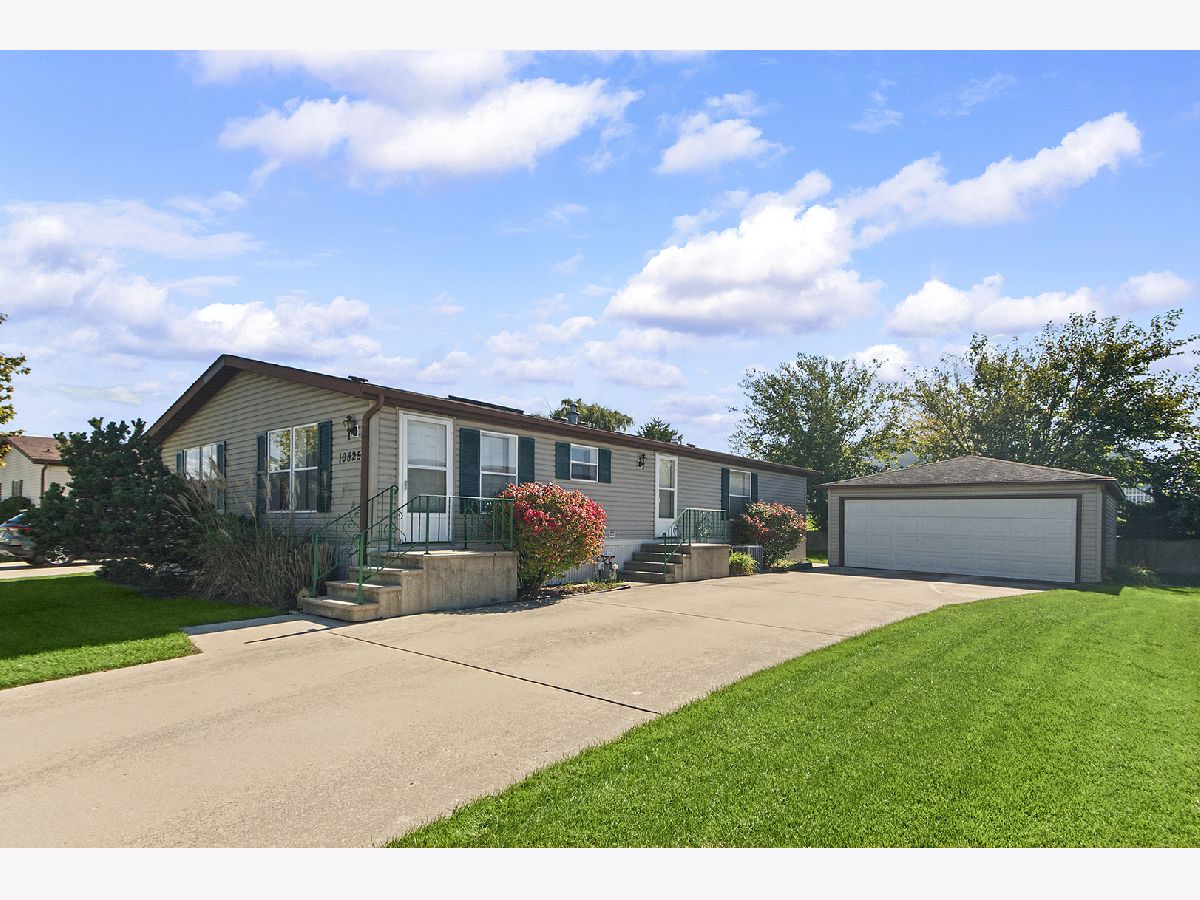  For Sale Frankfort Illinois, 10825 Gateway Drive