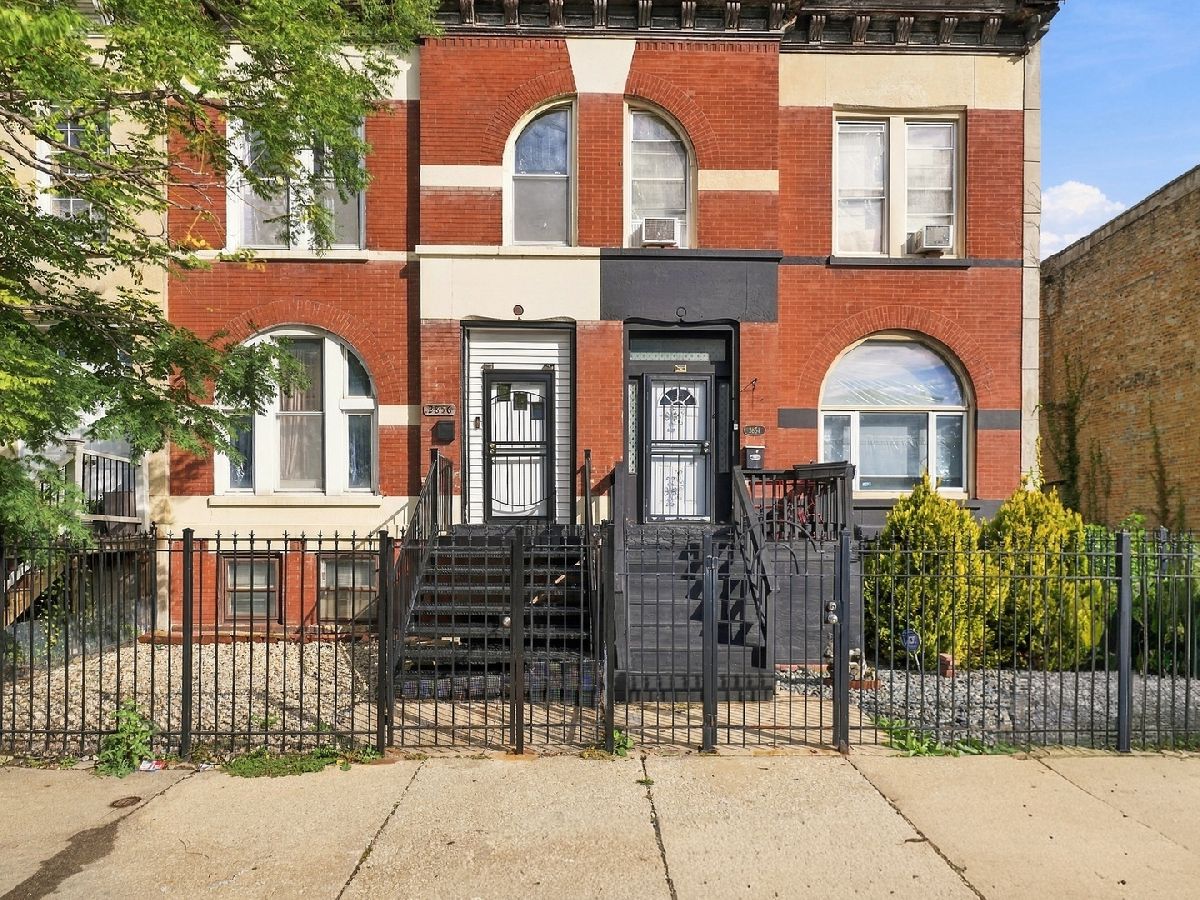  For Sale Chicago Illinois, 2854 Warren Boulevard