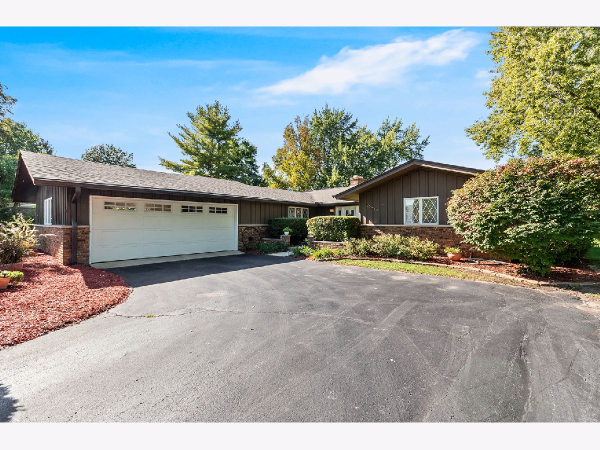 Homes For Sale Fond Du Lac Plainfield Illinois, 25012 Mary Lane