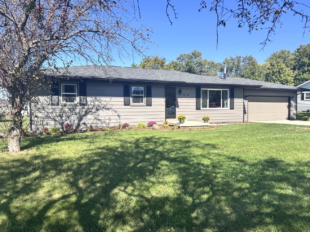  For Sale Gibson City Illinois, 914 Boyer Street