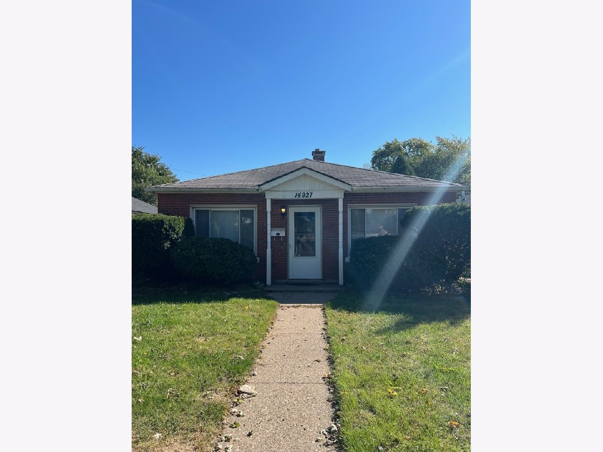  For Sale Dolton Illinois, 14927 Champlain Avenue