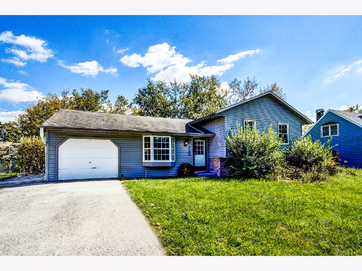  For Sale Matteson Illinois, 735 Bradley Avenue
