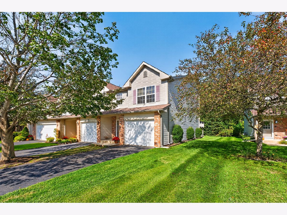  For Sale Belvidere Illinois, 637 Southtowne Drive