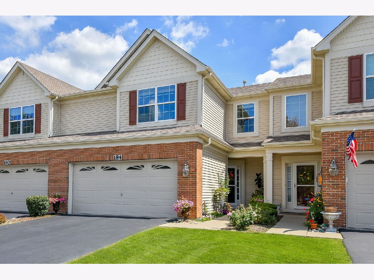 Townhomes For Sale Remington Glen St Charles Illinois, 184 Birch Lane